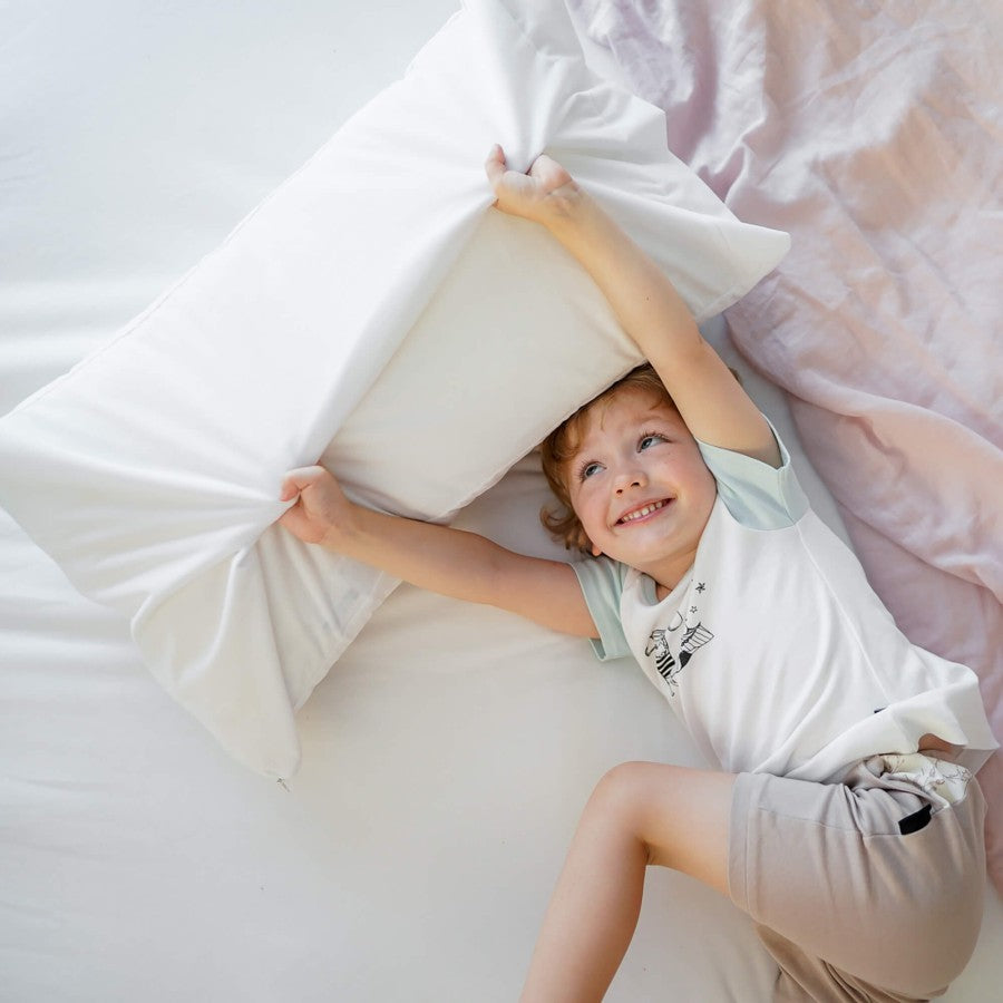 Conni Micro-Plush - Double Waterproof Fitted Sheet