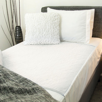 Conni Bed Pad with Tuck-Ins